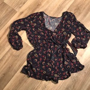 American Eagle romper size small vintage